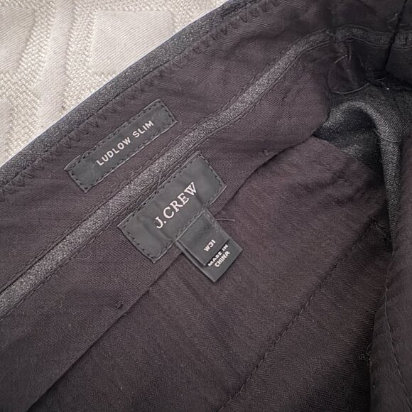 J Crew Ludlow Suit in Charcoal - Picture 9 of 14
